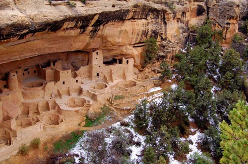 Mesa Verde cliff palace in Colorado heeft zijn naam aan het atelier gegeven